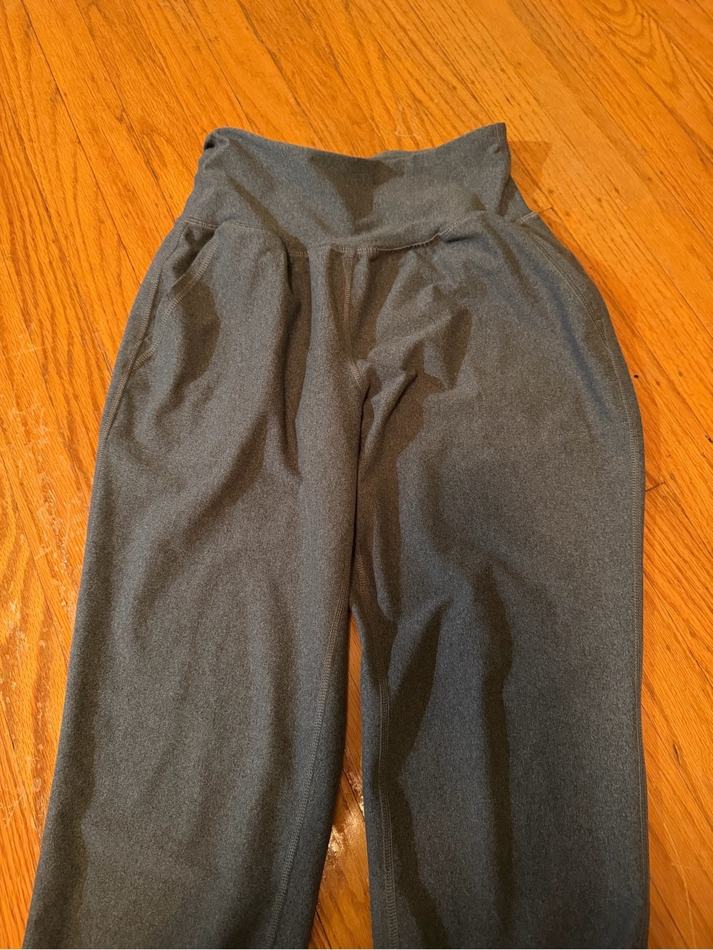 Old Navy Active PowerSoft High-Rise Jogger, Go-Dry, size S.